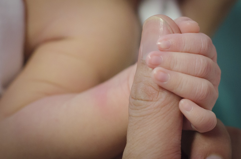 Nail Care for Newborns – How to Trim Baby's Nails? – 